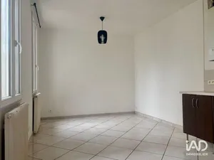 Appartement à NANTERRE (92000)