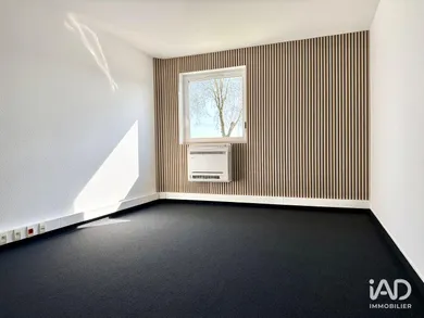 Office in JOUY-AUX-ARCHES (57130)