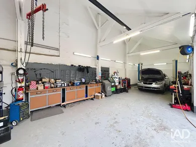 Boutique/Local commercial à BRIE-COMTE-ROBERT (77170)