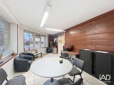 Commercial in BRUNOY (91800)