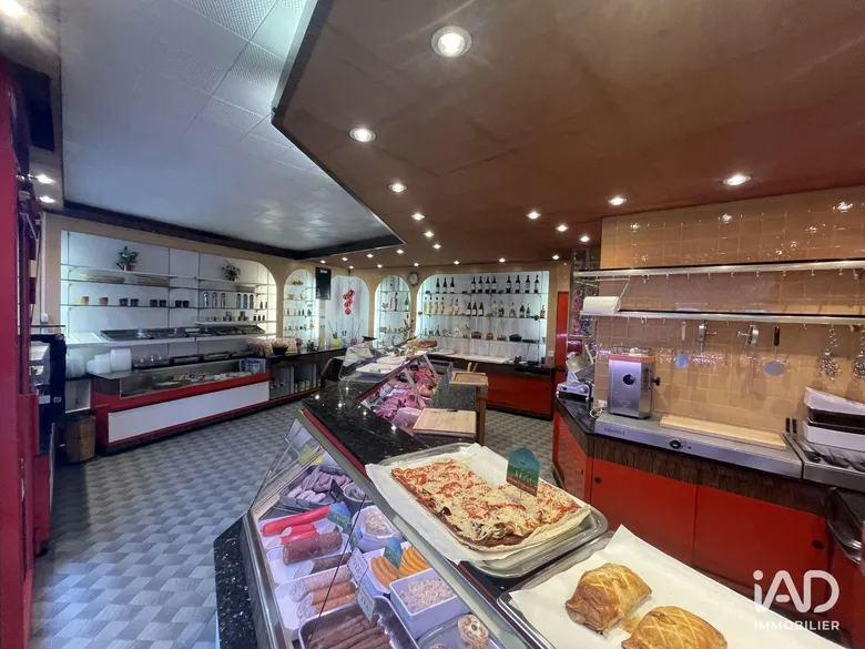 Local commercial 280 m² · à Montmirail · 280 m² · 139 999 €