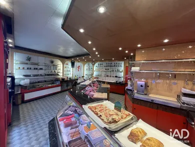 Murs commerciaux à MONTMIRAIL (51210)