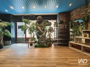 Commercial walls in LE PRÉ-SAINT-GERVAIS (93310)