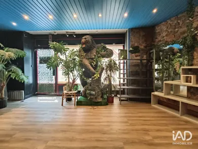 Commercial walls in LE PRÉ-SAINT-GERVAIS (93310)