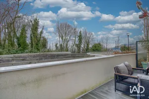 Apartment in SAINT-THIBAULT-DES-VIGNES (77400)