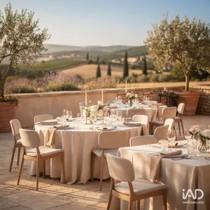 Hôtel-restaurant à TOURRETTES (83440)