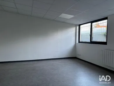 Business asset in LE MESNIL-SAINT-DENIS (78320)