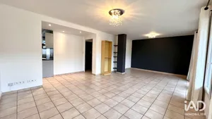 Appartement à VALSERHÔNE (01200)