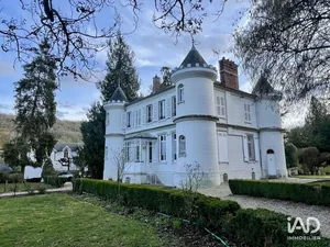 Mansion in SEPTEUIL (78790)