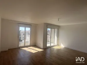 Apartment in BORDEAUX (33000)