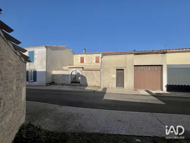 House in MARSILLY (17137)