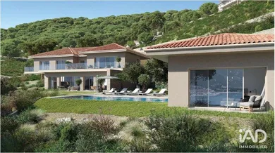 House in GRIMAUD (83310)