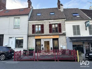 Commercial in PRESLES (95590)