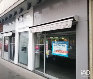 Commercial in LISIEUX (14100)