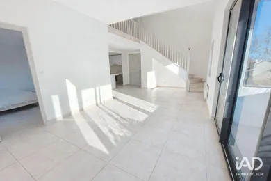 Apartment in SIX-FOURS-LES-PLAGES (83140)