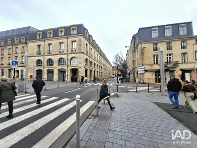 Murs commerciaux à BORDEAUX (33000)