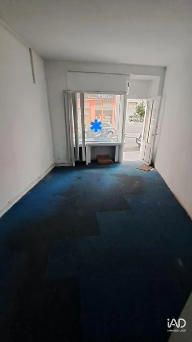 Commercial in PARIS (75018)