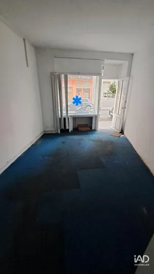 Commercial in PARIS (75018)