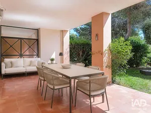 Appartement à SAINT-RAPHAËL (83700)