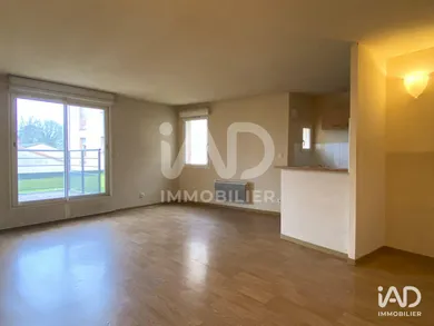 Commercial walls in CASTELGINEST (31780)