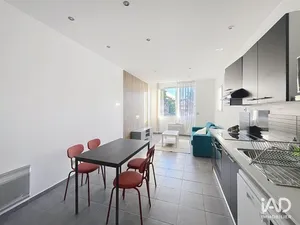 Appartement à VINON-SUR-VERDON (83560)