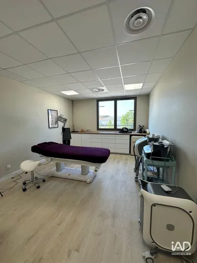 Business asset in LAMBESC (13410)