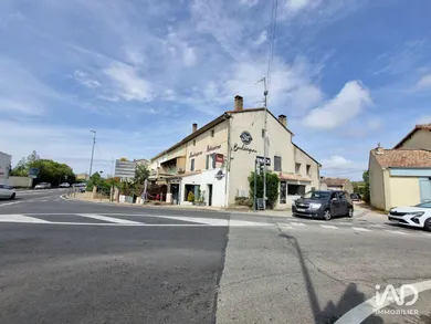 Boulangerie à CABRIÈRES-D'AVIGNON (84220)