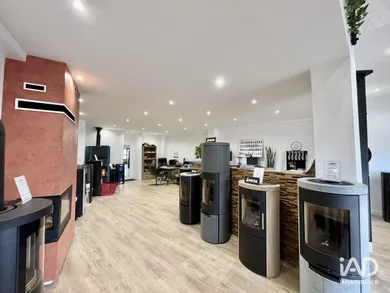 Boutique/Local commercial à MENNECY (91540)