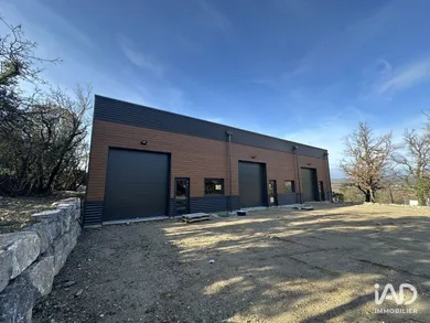 Local d’activité à GRIGNAN (26230)