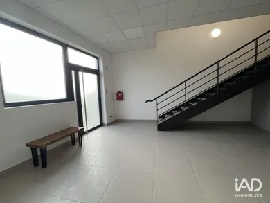 Commercial walls in BONDOUFLE (91070)
