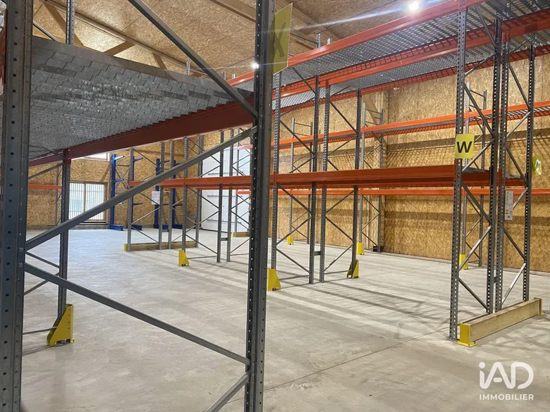 Local commercial 270 m² · à Calmont · 270 m² · 2 800 €/mois