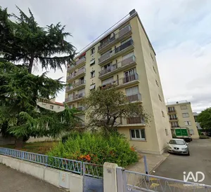 Appartement à MONTREUIL (93100)