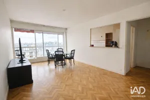 Appartement à COURBEVOIE (92400)