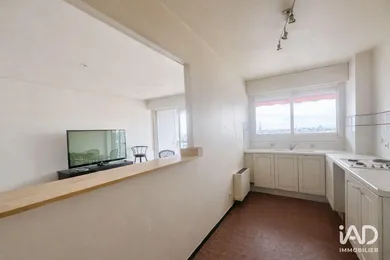 Appartement à COURBEVOIE (92400)