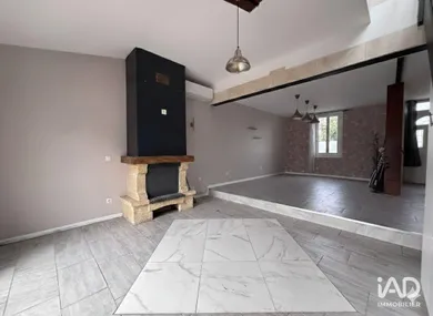 Maison à SAINT-SEURIN-SUR-L'ISLE (33660)