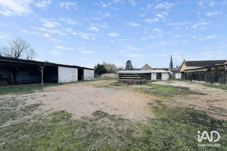 Local commercial 713 m² · à Fains · 713 m² · 250 000 €