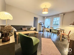 Apartment in PANTIN (93500)