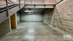 Business asset in SANTENY (94440)