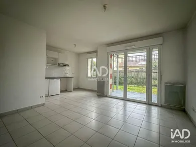 Apartment in LÈGE-CAP-FERRET (33950)