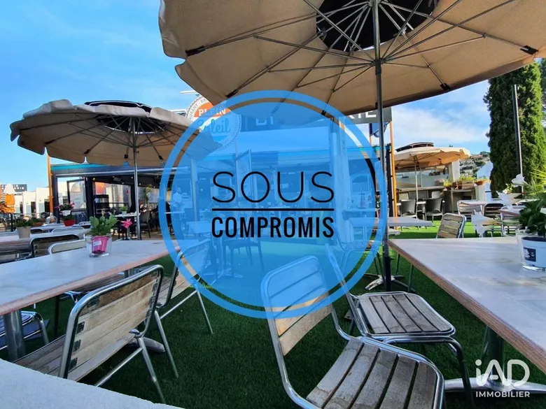 Brasserie à CARNOUX-EN-PROVENCE (13470) · 103 m² · 190 000 €