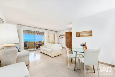 Apartment in BEAUSOLEIL (06240)