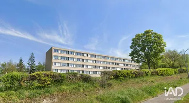 Appartement à BEYNES (78650)