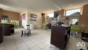 Boutique/Local commercial à LE VIEIL-BAUGÉ (49150)