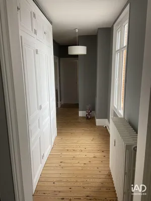 Boutique/Local commercial à LA ROCHE-SUR-YON (85000)