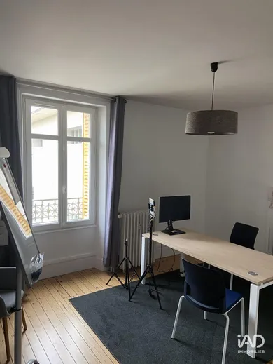 Boutique/Local commercial à LA ROCHE-SUR-YON (85000)