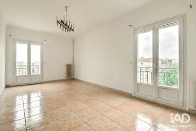 Apartment in NÎMES (30900)
