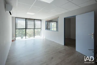 Office in AUBAGNE (13400)