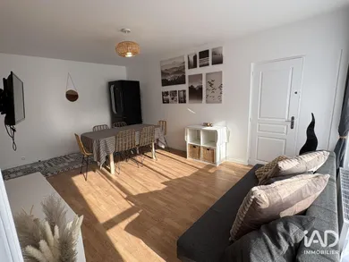 Appartement à LE MÉE-SUR-SEINE (77350)