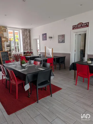 Hotel restaurant in SAINT-AIGULIN (17360)