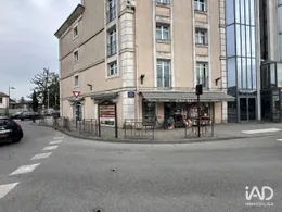 Boutique/Local commercial à L'ISLE-SUR-LA-SORGUE (84800)